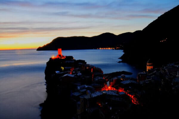 Vernazza notturno